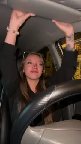 Grítalaaaa bebe ❤️‍🔥 #carinleon #ladofragil #songs #letra #corazon 