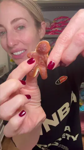 Tastes like cookies cream 🍪🍦🥛$10 stocking stuffers and gifts 🎁 #rubybond #candy #cookiesandcream #gingerbreadman #stockingstuffer #stockingstufferideas 