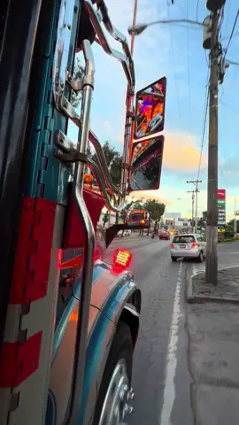 #transjuanita👑🔥😎 #busesguatemala🇬🇹❤_ #reyesdelasfalto🚌👑 