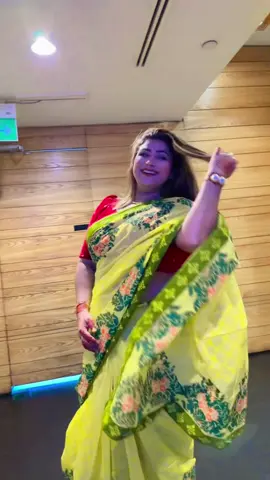 _যদি একতরফা হতো, তাহলেও মানিয়ে নিতাম কিন্তু ভালোবাসি কথাটা সেও বলেছিলো..!💔😅