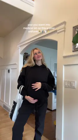 My hoodie collection is expanding every day 😅 this pacsun one is my new fav #medicallabscientist #hoodie #pacsun #healthcare #nightshift 