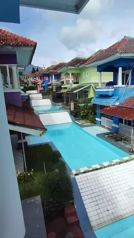 yuk yang mau boking villanya bisa langsung wa aja ya jo ada di bio ... bnyak pilihan villa nya kapasitas 2 orng smpe 25 .☺️ #villapuncak #puncakbogor #holiday #liburan #villa 