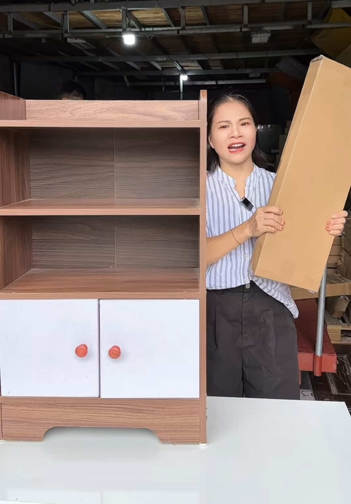 Tủ đẹp giá tốt tội gì ko chốt #bichpampam #tugo #kedaugiuong #tudaugiuong 