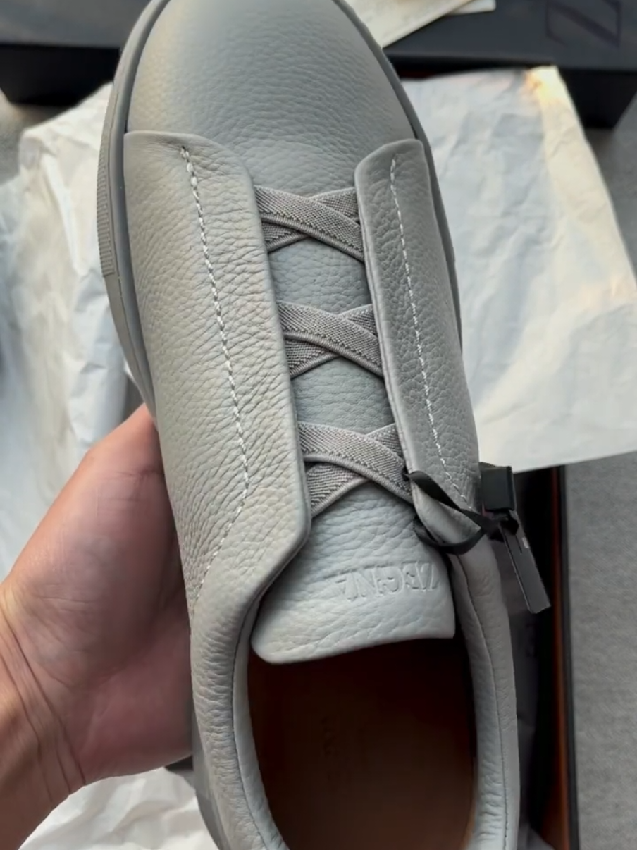 Màu của sự lịch lãm #giày thể thao các hãng #hanghieuod #giaysneakernam #giày #hieuhakhau 