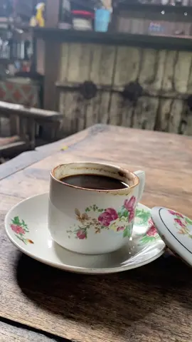 Biarkan kopi menyatu dalam kehidupan☕️☕️☕️