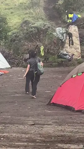 ytta ajaa kwkw🤭😅#fyp #pendakiindonesia #storypendaki #pendakifomo😝 