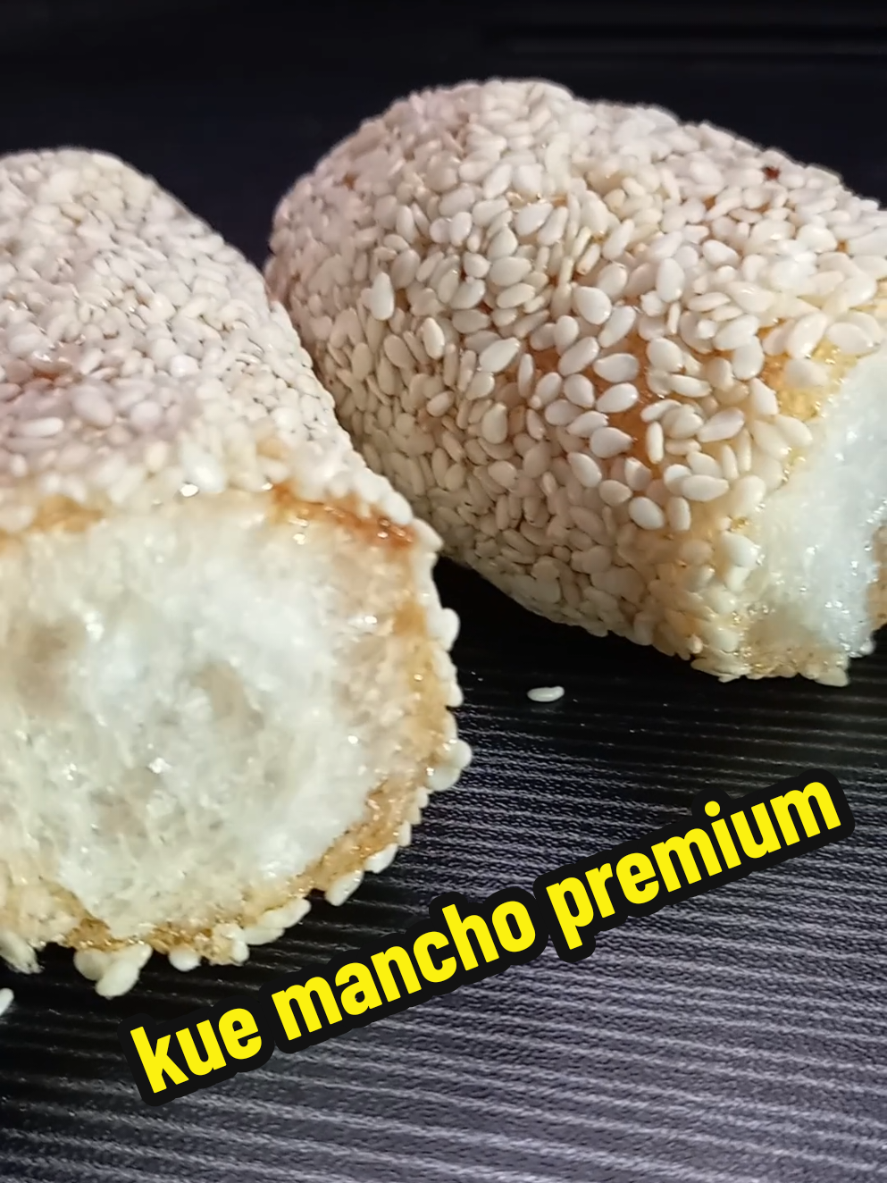 kalian lebih suka yang mana? #kuemanco #kuewijen #kueviral #kuetradisional #kuekering 