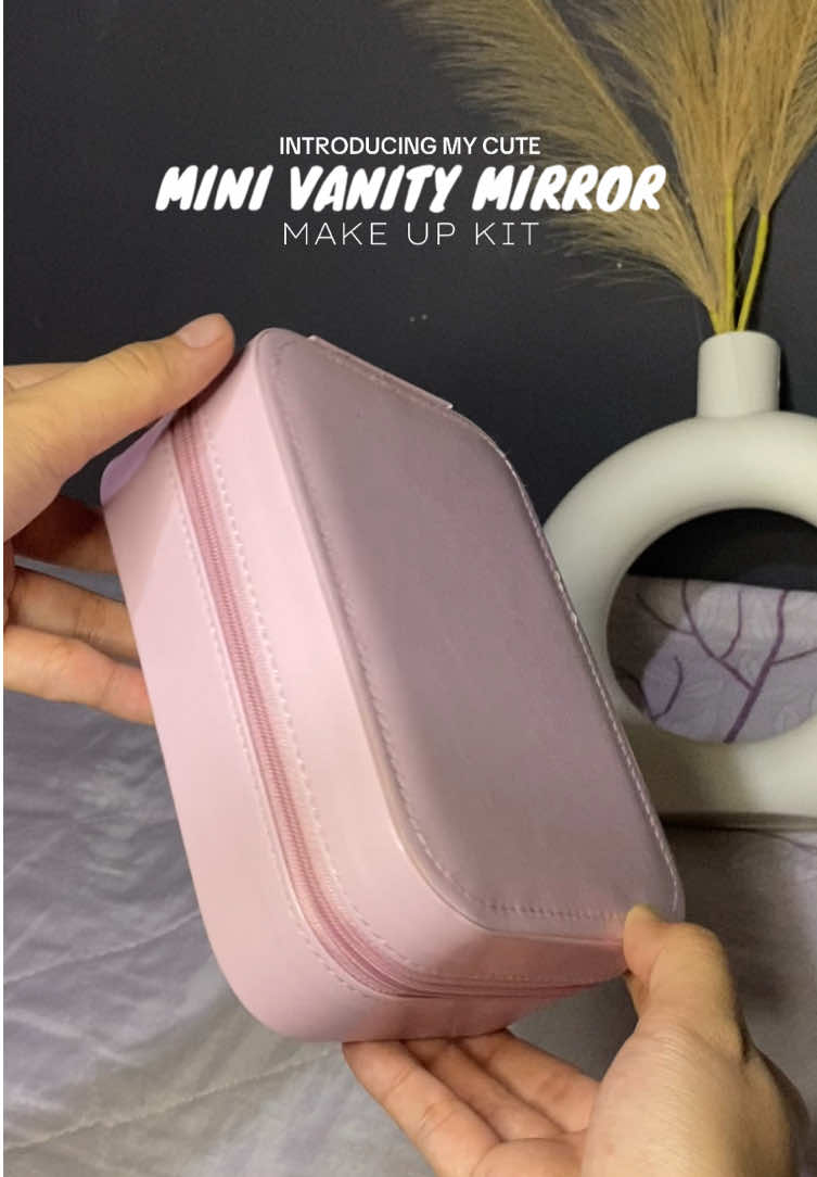 super cute, especially my favorite color is pink #vanitymirror #minivanitymirror #ledlight #makeupkit #vanity 