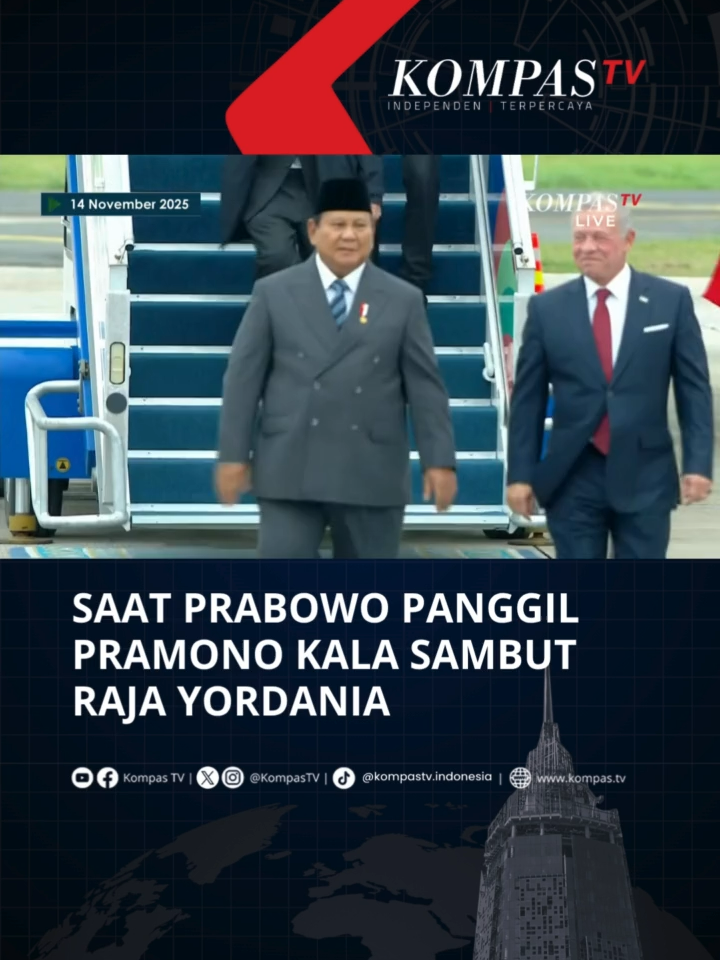 Inilah momen ketika Presiden Prabowo memanggil Gubernur Jakarta, Pramono Anung, untuk maju mendampinginya saat menyambut kedatangan Raja Yordania, Abdullah II ibn Al Hussein, di Halim Perdanakusuma pada Jumat (15/11/2025). Lantunan tarian khas Betawi mengiringi penyambutan tersebut. Terlihat Pramono hingga putra Presiden Prabowo, Didit Hediprasetyo, turut maju mendampingi dalam prosesi penyambutan. Tuliskan komentarmu dan dapatkan berita terkini lainnya di www.kompas.tv serta youtube.com/kompastv #SOROTKompasTV #TikTokBerita