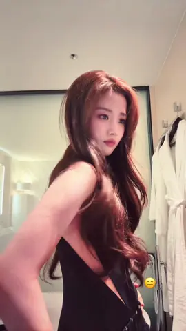 .Qua mới khen nhỏ đẹp “ Đẹp là thấy nghi lắm rồi” lại đu trend gì vậy em 😌🤨#luduchieu #卢昱晓 #viral #luduchieu 