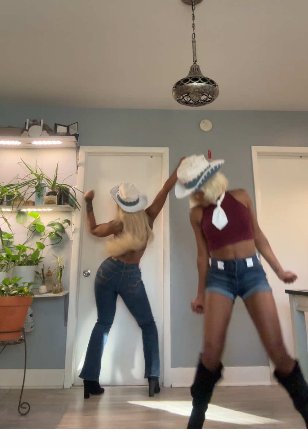 @Keebler🧝🏽‍♀️ #reggaeton #souleater #foryou 