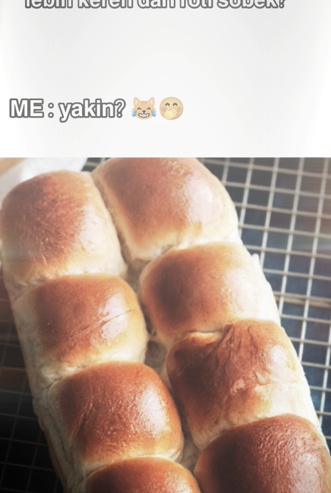 Latihan pembentukan Doritos: Pull-up / Lat Pulldown Barbell Row / Dumbbell Row Seated Cable Row Lakukan 2–3 kali seminggu, 8–12 repetisi, 3–4 set. jangan lupa latihan bahunya #workout #gym #doritos #workoutmotivation 