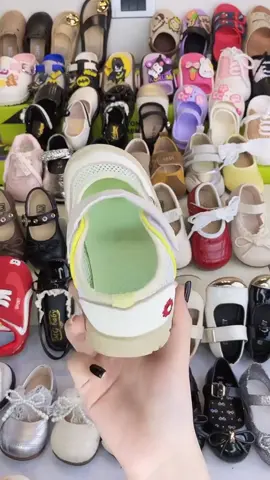 Giày cho bé gái từ 2 - 12 tuổi siêu nhẹ đàn hồi kháng khuẩn kiểu dáng thời trang G203