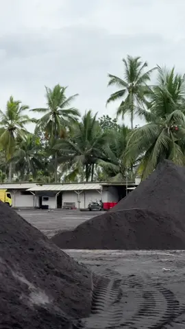 ayo gek ndang sat set bolo 🤭 #ptr3jm #storyr3jm #r3jmlumajang #stokpilepasirlumajang #pasirsuper 