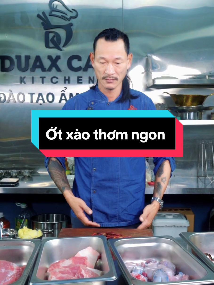 có gia vị này , nấu xào , ăn bún đều ngon 🍜🍜 .  #ĐầuBếpNguyễnHữuThọ  #duaxcarkitchen  #ỚtXàoThơm 