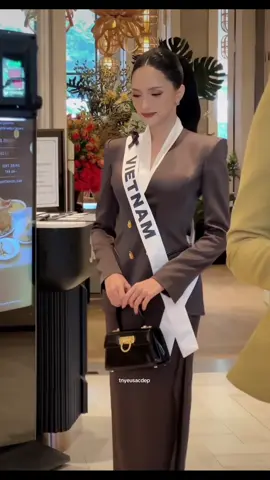 @HƯƠNG GIANG @Miss Universe 
