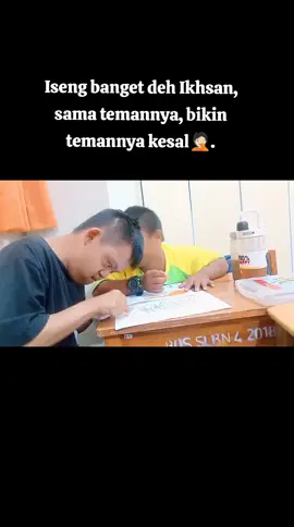 Ketawanya Ikhsan renyah banget😄🤣🤣🤣#guruslbhebat💞#slbn4jakartautara#tunagrahitasedang#downsyndrom#ketawa ngakak tik tok 