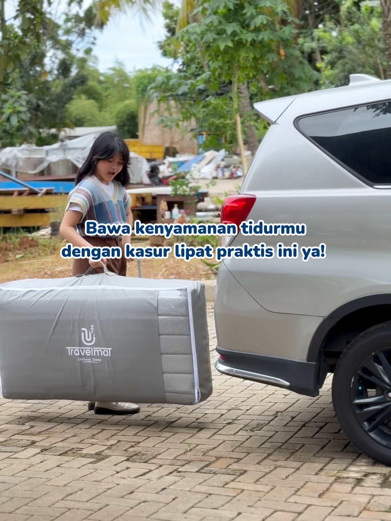 Libur telah tiba, hatikuu gembiwraaaaaa~  Mau piknik, mau staycation, tidur tetap nyaman bareng Travel Bed Mattress! Yuk order kasurnya sekarang Besti ✨ ____________  #UnilandSleep #kasurUniland #kasurnyaman #kasurpraktis #travelbedmattress