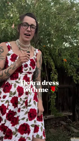 Hemming is one of the easiest changes you can make to your clothes 👗  You can also be as precise as you want, I just typically go against the norm 😅 There’s many ways to accomplish the same goal, in sewing 🪡  #sewing #sewingforbeginners #howtosew #hemming #altering  