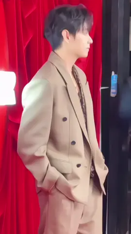 ✨❤️‍🔥 #taehyung #tirtirxtaehyung 