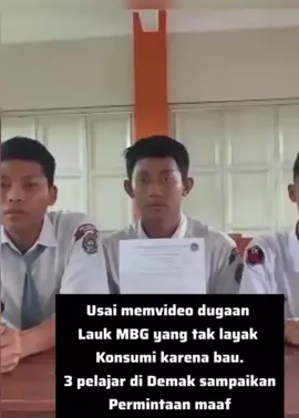 3 pelajar didemak minta maaf karen videokan mbg yang kurang lay4k#news #terkini #fyp #mbg 