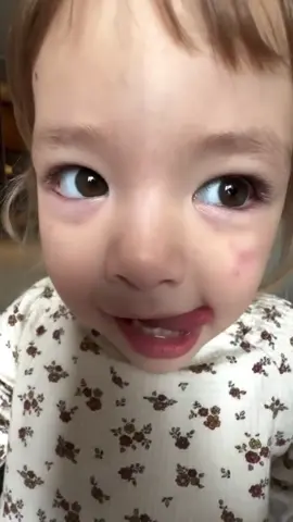 Pecaboo 🫣😛 hahahaha adeeek gemeeeec #kamariskywassink #mayibayitobeli🍓 #jennifercoppen #fypp #kamari 