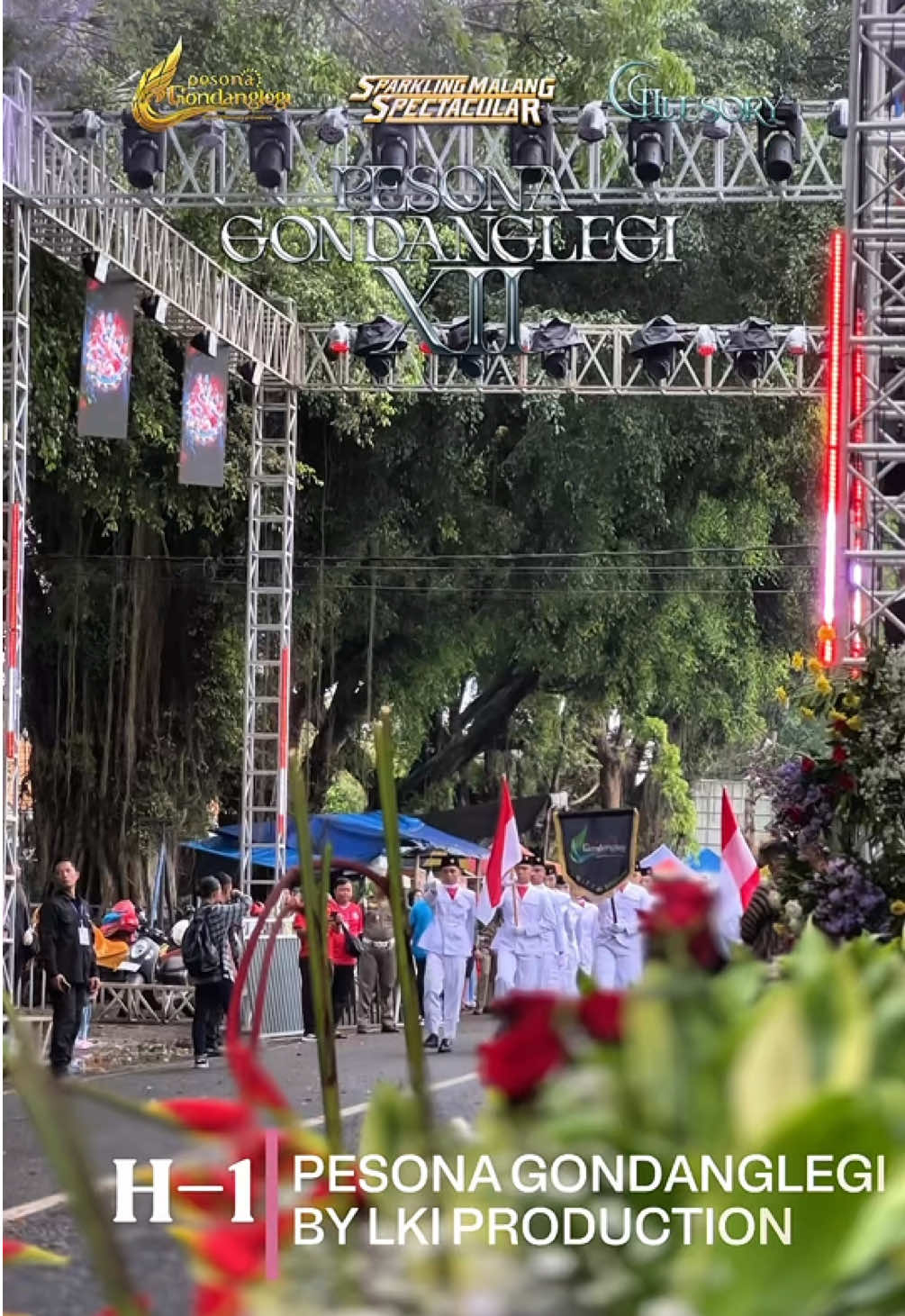 LKI PRODUCTION ALL IN PESONA GONDANGLEGI😍 Makin dekat makin berwarna jadikan suasana lebih meriah🎉 _______ 📌SOUND-LIGHTING-VIDEO TRON ☎️081-22-33-777 🎉 Acara apapun dimanapun SIAP LAKSANAKAN Ceremony-Graduation-Wedding-Workshop-Exibition-Party-Festival-dll. #lkiproduction #LKI #pesonagondanglegi #carnival #karnaval 