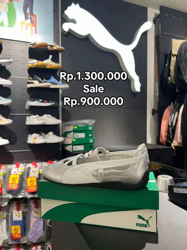 Open jastip puma speedcat ballet 100% original store, mulai dari 900K order by dm ig yg ada di bio ya!! 🫶🏻 #puma #jastip #sneakers #pumaspeedcat 
