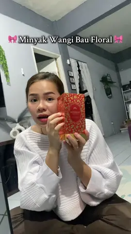 Wangi pun wangi, jimat pun jimat😍 #minyakwangiviral #floralperfume #perfumewanita #minyakwangiwanita #fyp 
