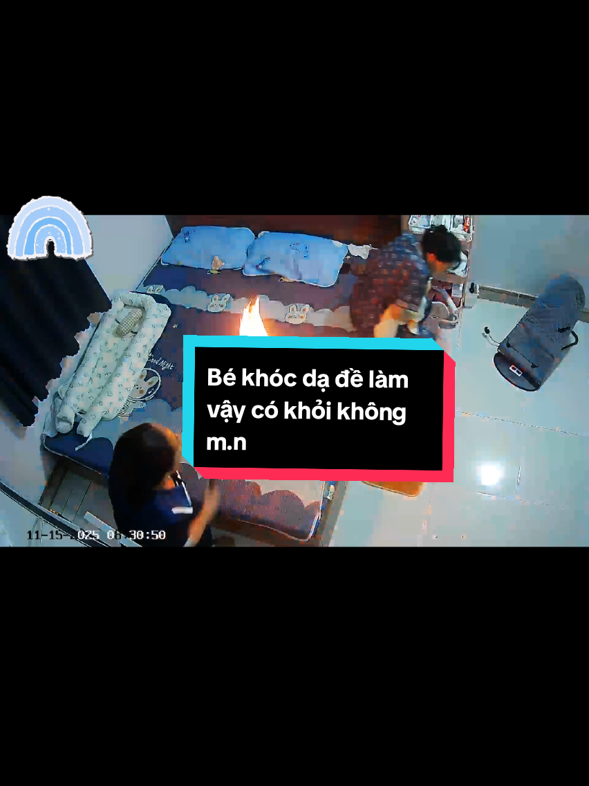 Bé khóc dạ đề làm vậy có khỏi k #khocdade #taplambo 