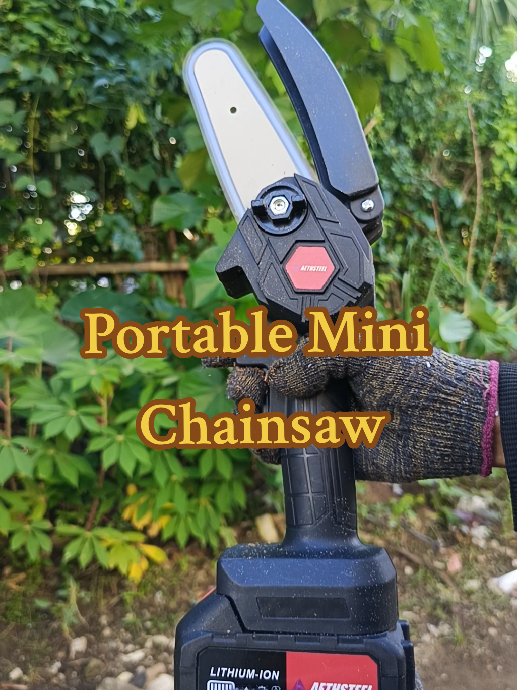 Replying to @papaver47921  Portable Mini Chainsaw #portablechainsaw #minichainsaw #cordlesschainsaw #chainsaw #powerfull 