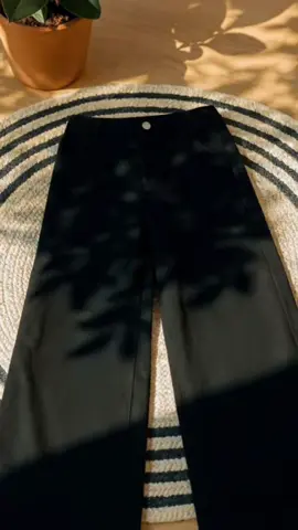 Korean version of retro high waist loose #highwaist #loosewaistpants #loosewaist #pants #fyp 