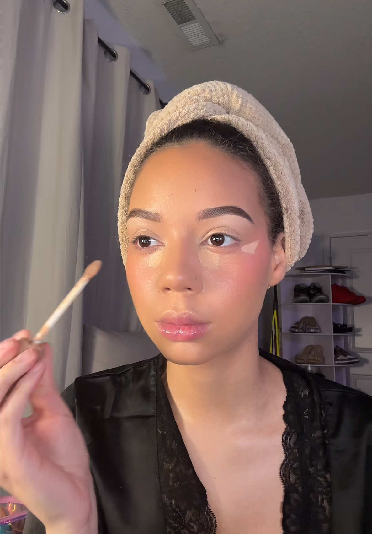 Grwm!! gonna try to start following a strict filming schedule so I can push out my content and connect with you guys more! #grwm #fyp 