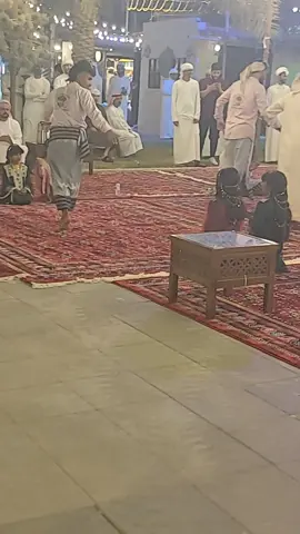 عبودي والصغيرات ما شاء الله تبارك الرحمن  #مهرجان_الشيخ_زايد_التراثي #جناح #سقطرى #socotra #الامارات_العربية_المتحده🇦🇪 