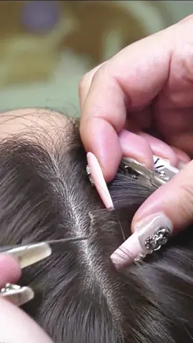 Dandrudf cleaning #fyp #asmr #viralvideo #decompression #foryou 