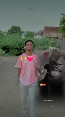 #CapCut Ka Dorty Guri Dhisnaye❤️‍🔥🤍#foryoupage #muqdishotiktok #viral #viraltiktok 