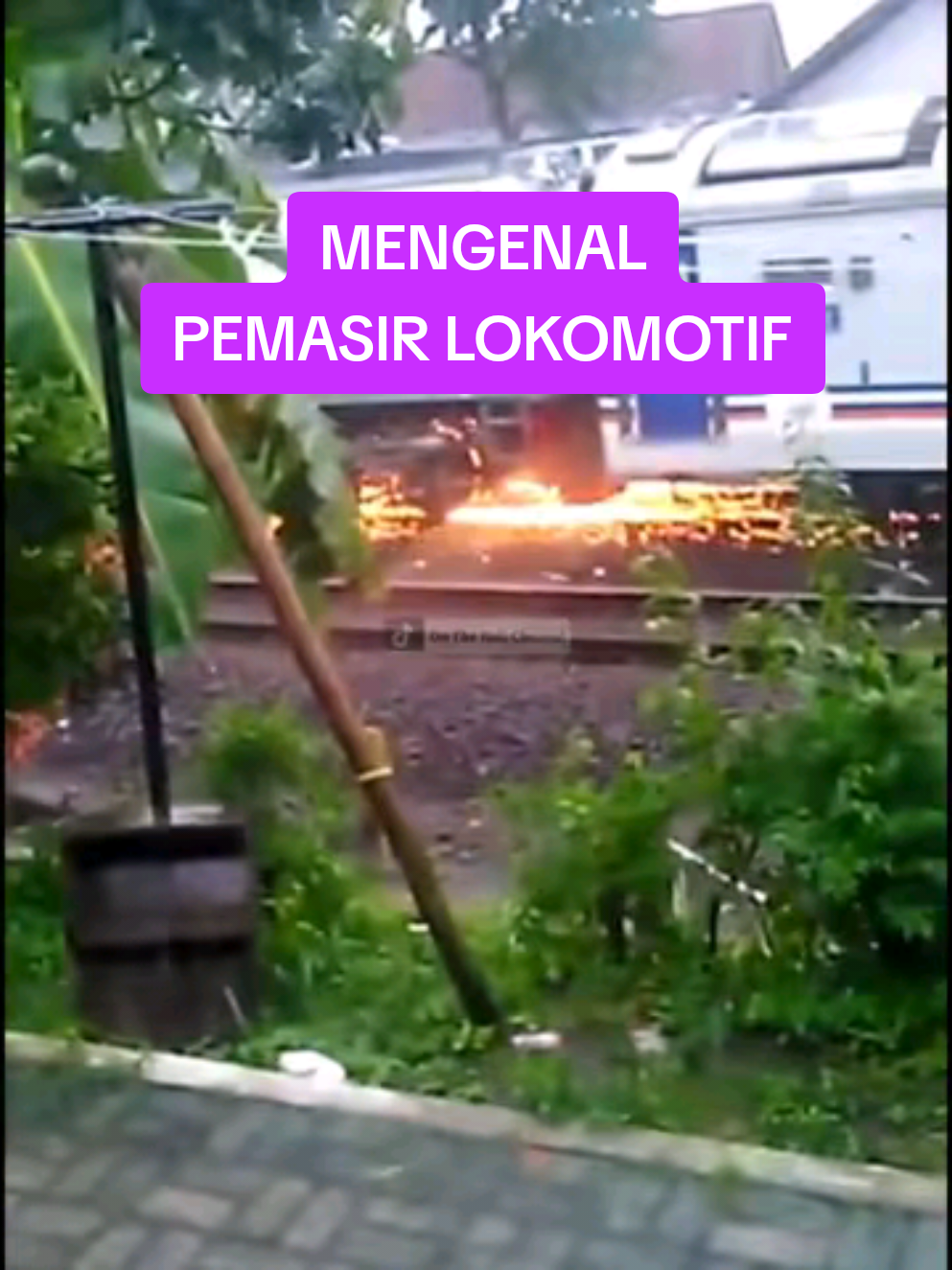 PEMASIR LOKOMOTIF #lokomotif  #locomotive #railfansindonesia #sepur #sepurindonesia 