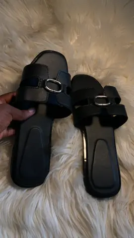 #trendingslippers #500k #viral_video #fyp #shoemaker 