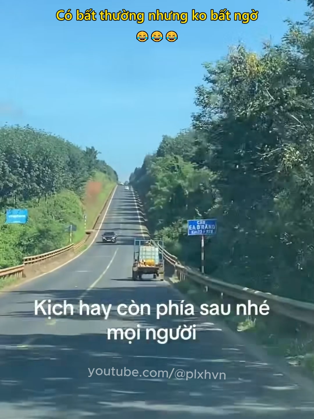 Có bất thường nhưng ko bất ngờ 😂 #giaothong #vanhoagiaothong #luatgiaothong #kinhnghiemlaixe #plxhvn #phapluatxahoi