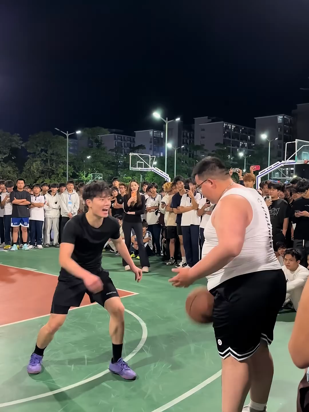 湖南法拉利校園行被超級後衛打爆了...#籃球 #basketball #推薦 #富哥體育 #台灣 #foryoupage