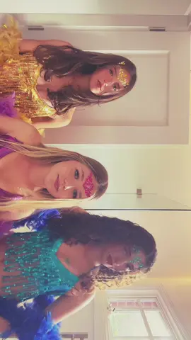 🦜#celebratinglulu #sienna #audrey #cat #riobirdies 