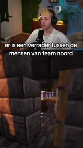 iemand heeft een trap geplaatst in het congreszaal van team noord?!?! #Minecraft #SMP #youtube #fy #creatorsmp 