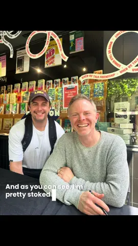 Come with me to get my books signed by James Islington this morning at @readingsbooks! Thanks @Saga Press Books 🛸🧙🏿‍♀️🔪  #Vlog #books #signing #jamesislington #bookish 