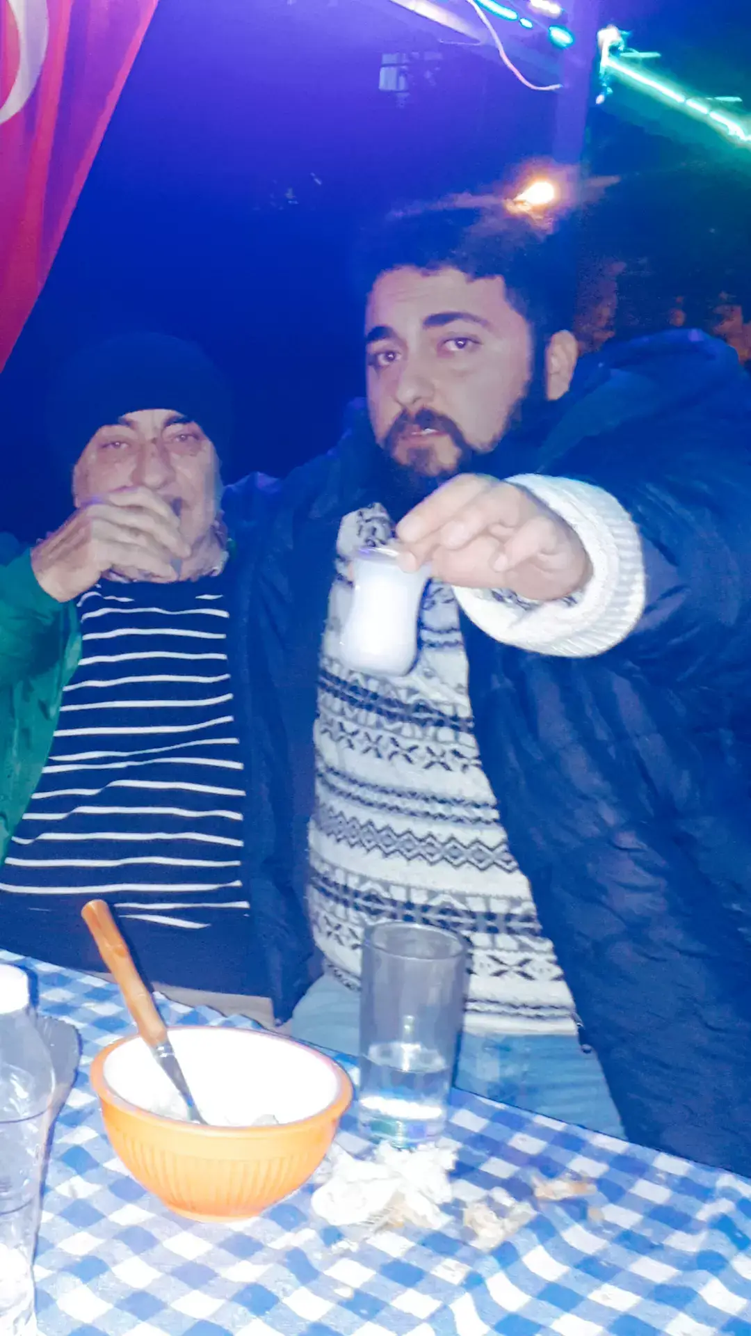 bu hayattaki en şerefli şey o hayatı şereflice bitirmektir...