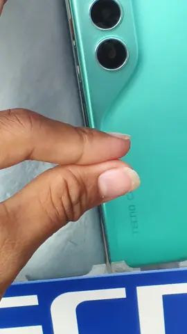 idaman kalii😍,absen dlu yng udah punya🫶 #tecnoindonesia  #tecnosulawesi  #tecnocamon40series  #tecnocamon40  #tecnopromotor 