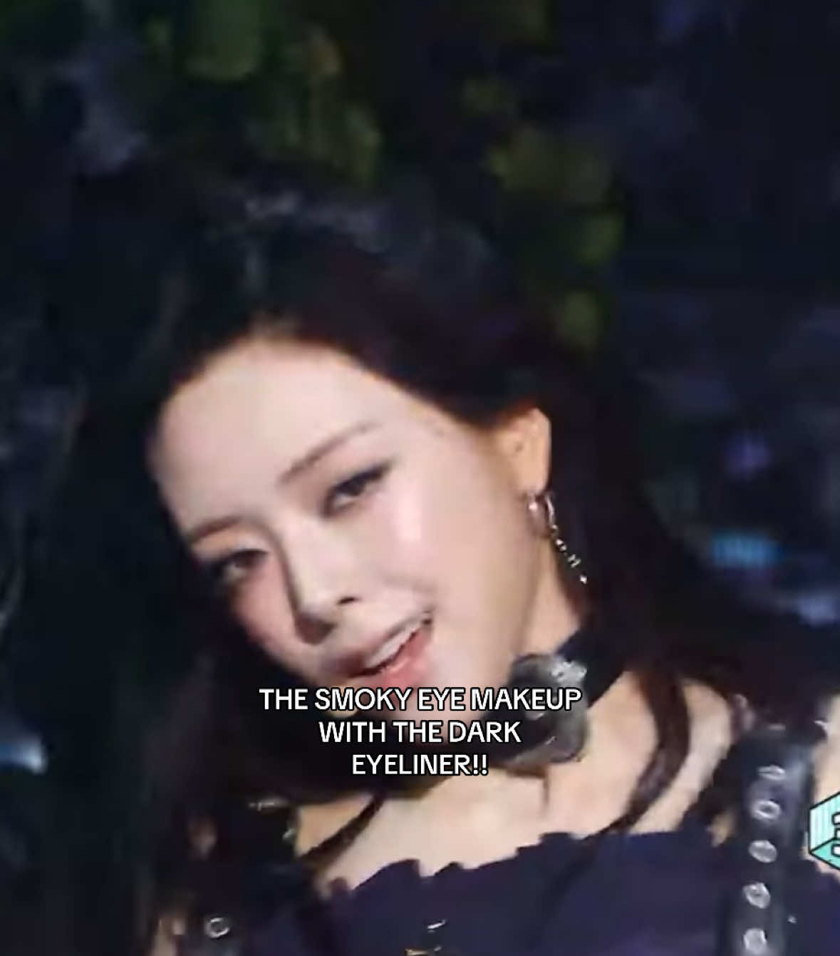 I’ve been wanting it so much my love with that hair makeup and outfit😩😩#shinyuna #yuna #foryoupage 