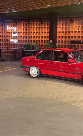 Dj LAWDporry leaving  the party with 325is  at 5am  #325is #gusheshe #foryoupage #bmwmotorsport #zimsatiktok🇿🇼🇿🇦 