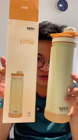 Tyeso vacuum insulated bottle. Durable design. #bottle #botol #botolminum #botolair #tyeso 