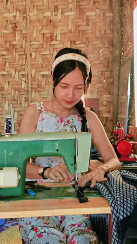 မနက်ဖြန်အလှူ၂စုံ ခုမှစကဒ်တစ်ထည်ပြီး မနက်ခင်းအလှည့်😝😝😝#tiktokmyanmar #fyppppppppppppppppppppppp #မြင်ပါများပီးချစ်ကျွမ်းဝင်အောင်လို့🤒🖤 #🥰🥰🥰 