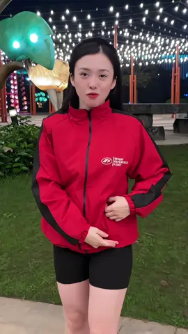 Áo gió hai mặt #nguyễn_thuý_hiền 